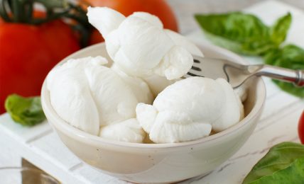 Nodini di Mozzarella Pugliese - FoodnPlace